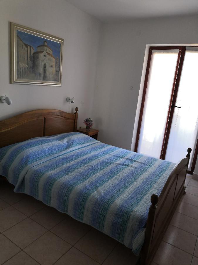 Laura And Nevio Apartments And Rooms Cres Εξωτερικό φωτογραφία