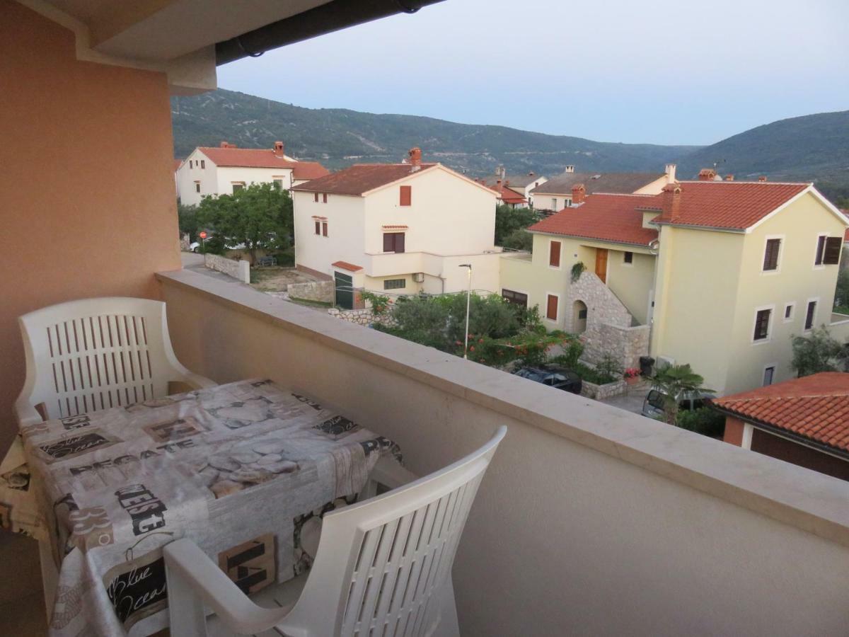Laura And Nevio Apartments And Rooms Cres Εξωτερικό φωτογραφία